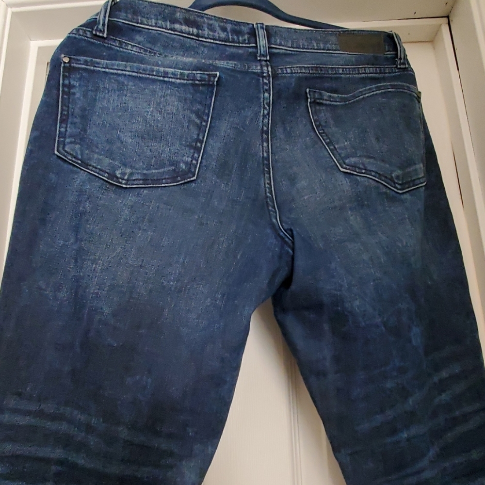 Jeans - Picture 3 of 4
